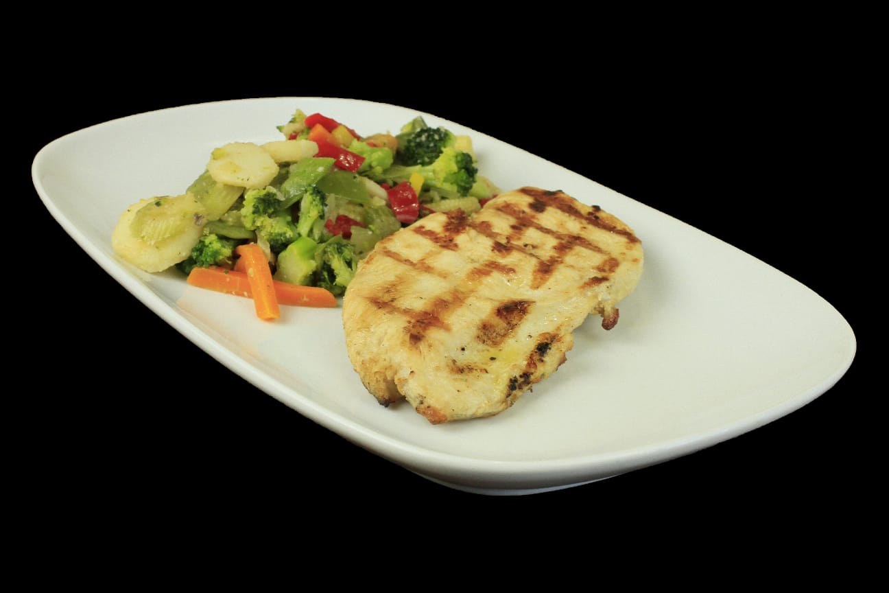 Pechuga a la parrilla con vegetales
